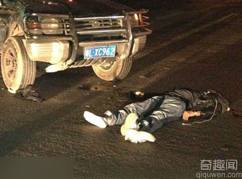 惠州:骑助力车听耳机撞上越野车当场死亡