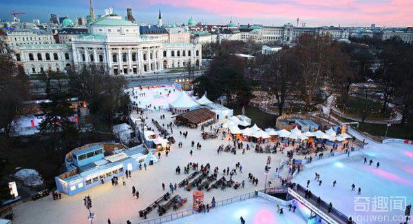 全球十大最美溜冰场 走进冰上欢乐世界