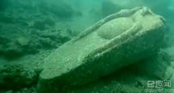 揭秘：埃及千年“水下古城” 打捞一具巨大远古未知法老雕像