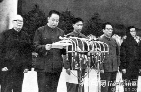 毛主席给华国锋遗嘱震惊国人 是其成为毛泽东接班人的最有力依据