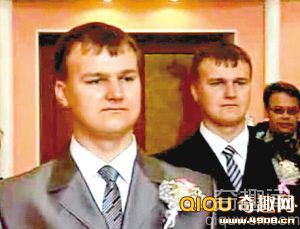 [图文]俄罗斯最有缘的姻缘 孪生姐妹同日嫁给孪生兄弟