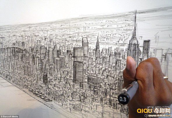 [多图]英自闭症画家凭借惊人记忆手绘纽约全景