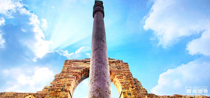 真主显灵了 印度清真寺神秘铁柱千年不锈之谜