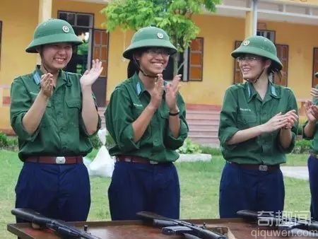 对越反击中 越南女兵不穿内衣竟是为了那个