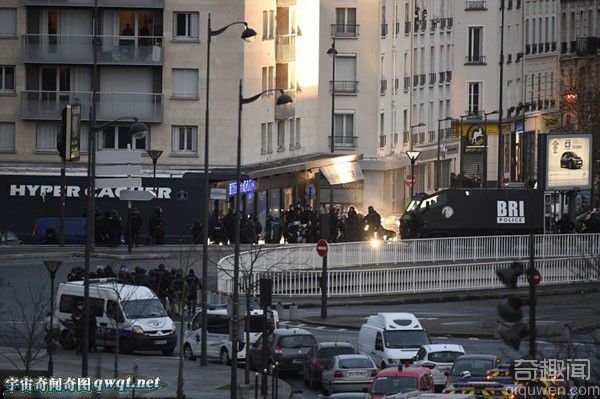 抓拍法国超市多起劫持血案嫌犯被警方枪杀实况