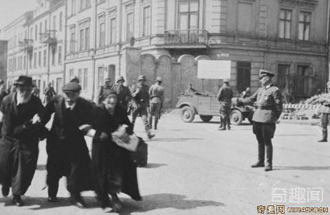 德国党卫军屠杀犹太人的真实现场