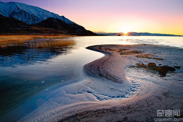 世界上最美的盐湖 也是西半球最大的咸水湖