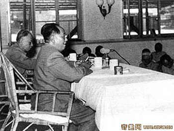 [图文]1958年毛泽东为什么要帮蒋介石“守金门”