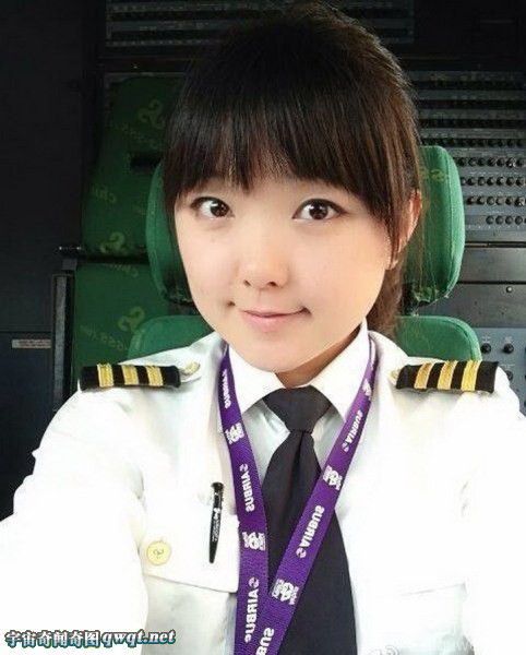 中国民航美女飞行员英姿飒爽照片集