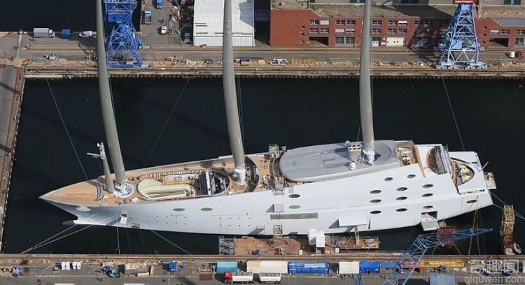 俄富豪花25亿打造世界之最帆船游艇