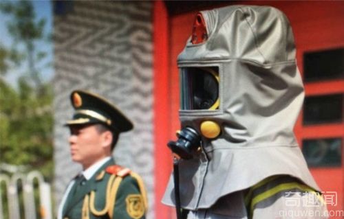 新消防防护服亮相北京 强大的信息监测可及时报警