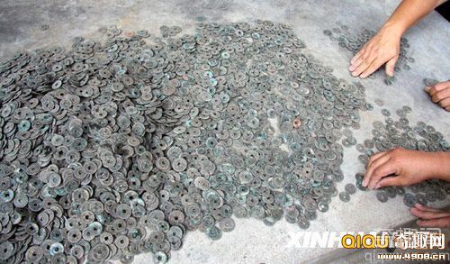 [图文]山东沂南出土35公斤北宋铜钱 保存完好字迹清晰