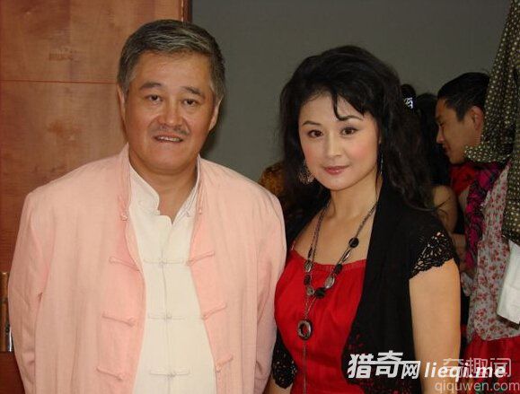 赵本山将亮相深圳年代秀 与25年前的“私生女”相认