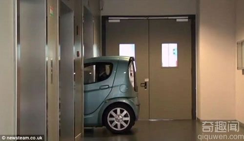 直接入电梯 开进办公室 世界上最小的电动汽车要价5600英镑