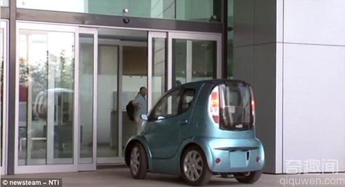 直接入电梯 开进办公室 世界上最小的电动汽车要价5600英镑