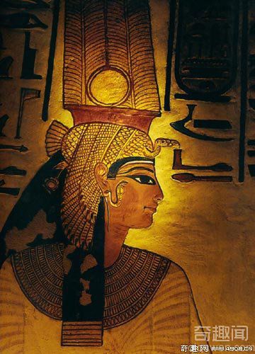 [图文]埃及古代法老王阴阳同体长有神秘女性体型