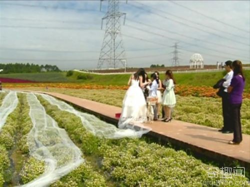 世界上最长的婚纱 长约4100米