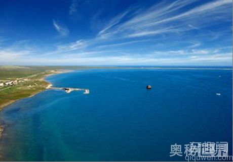 中国最大的咸水湖青海湖 拥有多项世界之最、中国之最