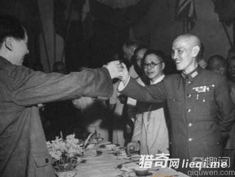 毛澤東私下追悼蔣介石真相 為何為他舉行了一場個人的追悼儀式