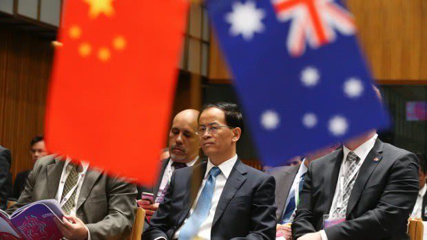 澳大利亚对华发动“魅力攻势”，不料总被美国“抢戏”