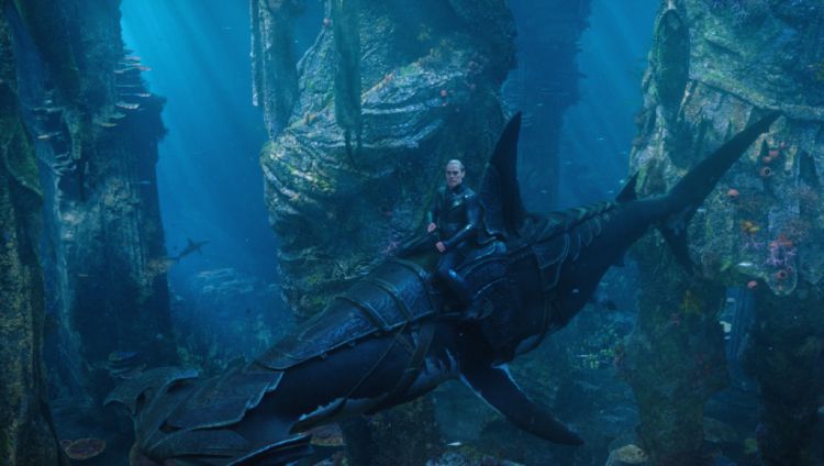《海王2》发布最新剧照 杰森-莫玛悄然酝酿续集