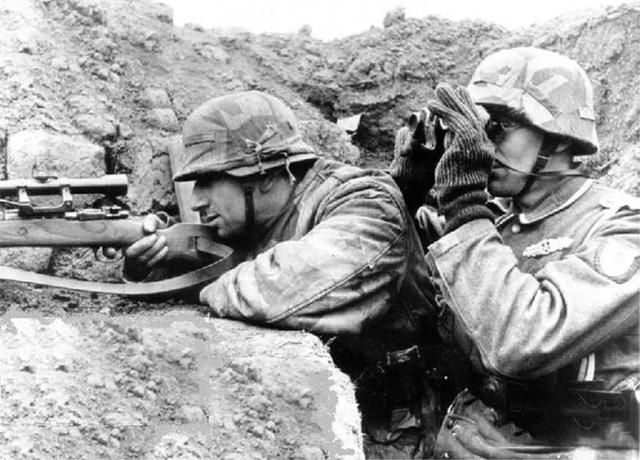 二战时苏联最传奇的狙击手，干掉了德军狙击校长，还被拍成了电影
