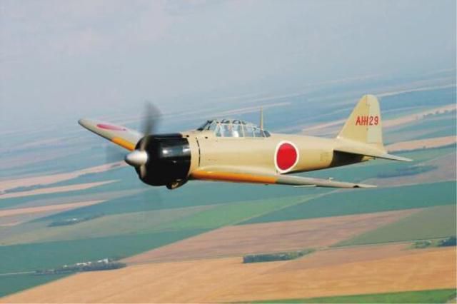 抗战最耻辱的一件事情，日军飞行员降落中国机场，烧毁了五架战机
