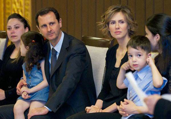 叙利亚就要胜利，关键时刻阿萨德却被要求辞职：必须为伤亡负责！