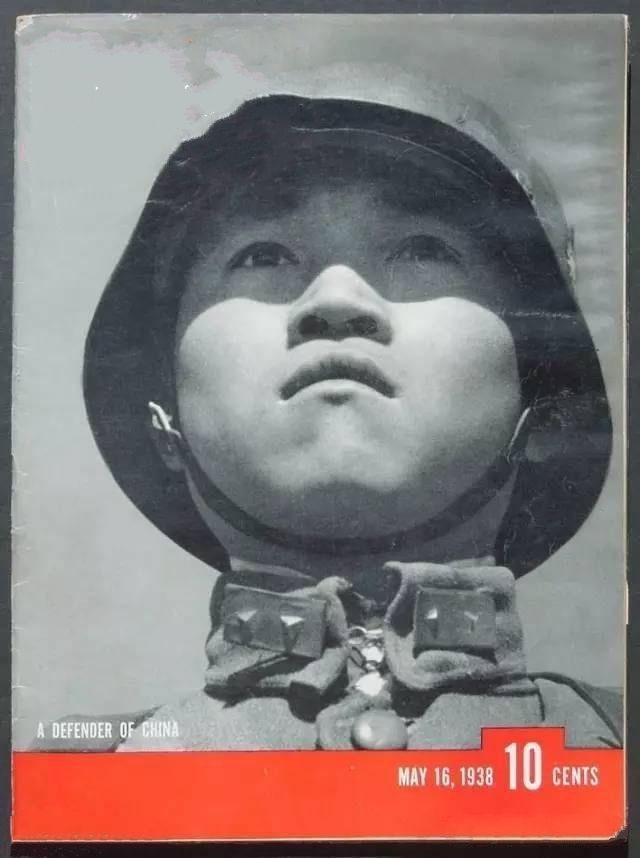 照片上的这个中国士兵是谁？上了美国杂志封面，美国记者告诉你