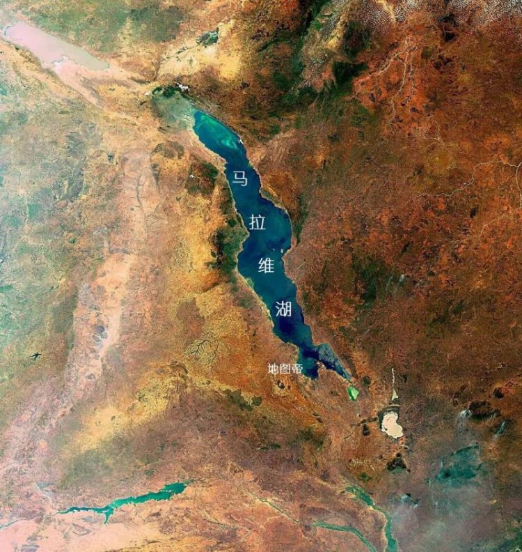 马拉维湖在马拉维和坦桑尼亚之间，为何湖界不在中心线上？
