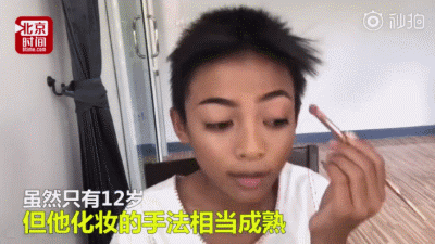12岁泰国男孩靠化妆给家里盖了一套别墅...