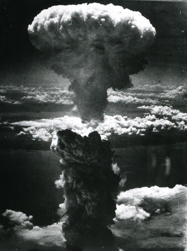 二战中，如果没有美国的两颗原子弹，日本人会投降吗？
