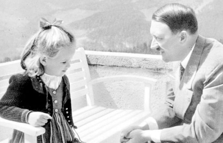 希特勒最喜欢的孩子竟是犹太人 聪明绝顶的他被寡妇利用当保护伞