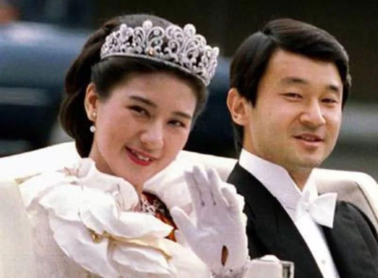 可怜吗？放弃外交梦，嫁给日本太子，她明年将成为日本皇后