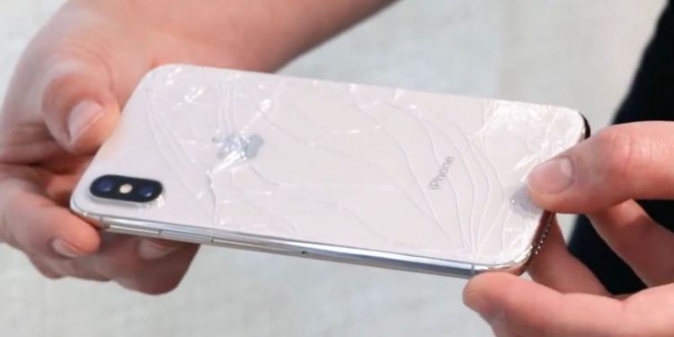 调查：近七成用户会在手机碎屏后继续使用
