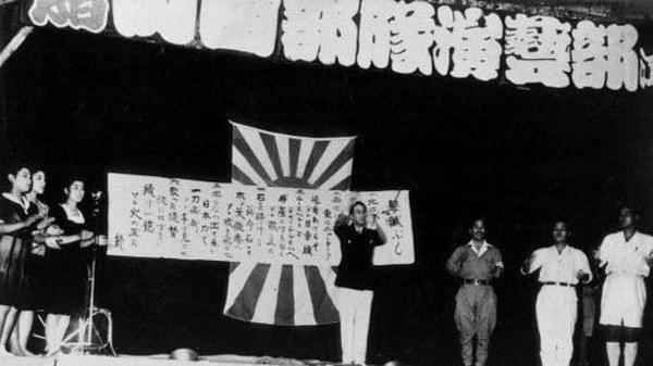日本战败前多拼命？看图片，日本真被二战拖垮了！