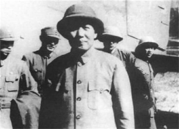 国共重庆谈判前的高层会晤：林彪一提到这四个字，蒋介石立马变脸
