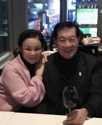 “华人神探”李昌钰与小18岁女老总结婚：80岁再娶怎么了？