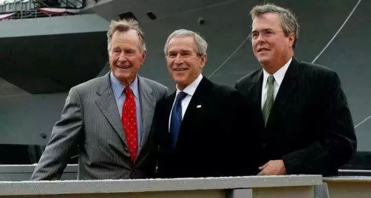 战争与决断：乔治•布什总统的一生