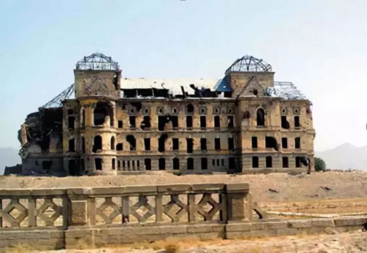 暴力突袭：1979年苏军刺杀阿富汗总统行动始末
