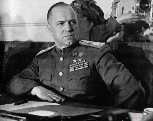77年前的今天，苏联在莫斯科反攻，朱可夫一战成“神”