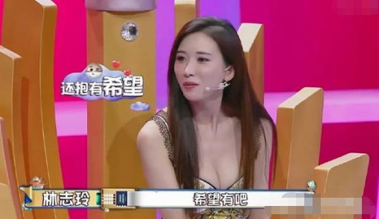 44岁林志玲穿白色婚纱喊话：轮到我了吗，网友：第一名模也恨嫁？