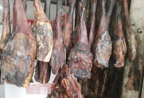 一头猪被吊30年，成为臭猪肉之后，有人出价56万主人却不愿意卖