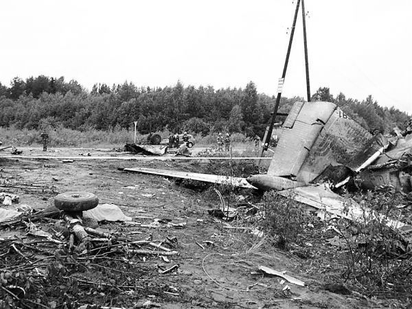 92年桂林空难，飞机解体后几十吨残骸不见，遇难者多了2个