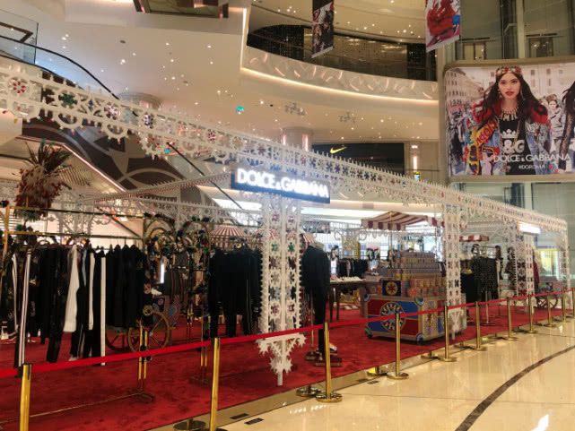 香港澳门消费者联手抵制杜嘉班纳，圣诞大促销也丝毫不为所动