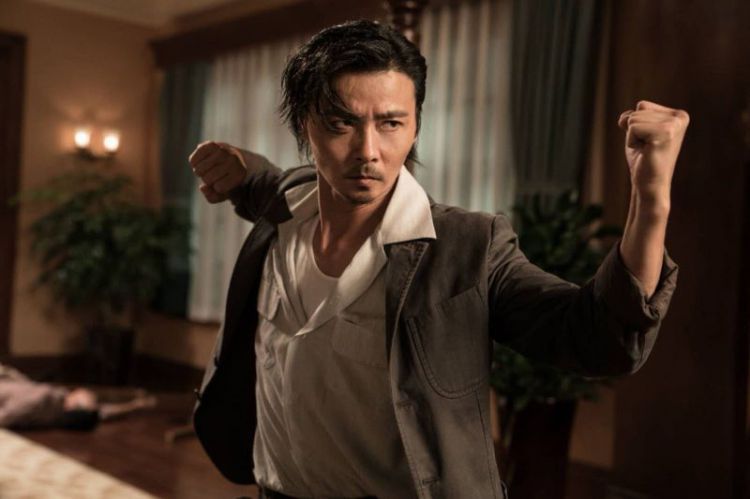 香港电影人已经够努力了，为何香港电影还止不住的衰落？