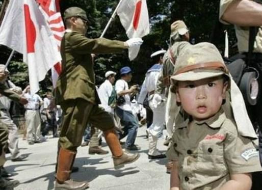 日本军国主义有多可怕？洗脑堪比中国传销，尤其对女性毒害更深