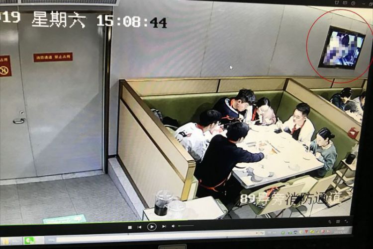 武汉一海底捞电视上突然播放大尺度视频，调查结果来了，一男子被刑拘……