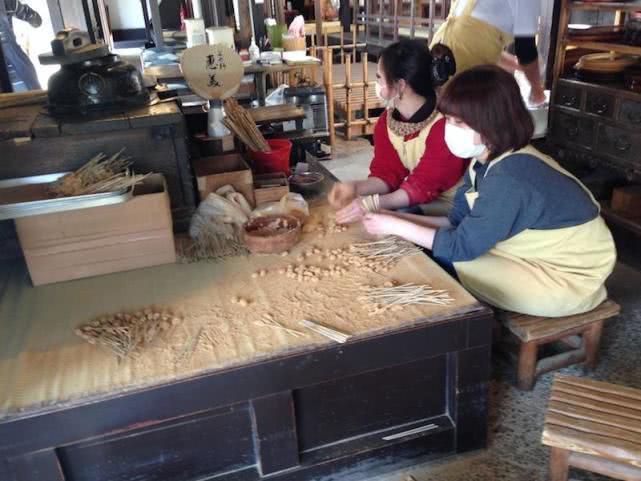 日本有家小店，一千年来只卖一种烤串：味道千年没变过