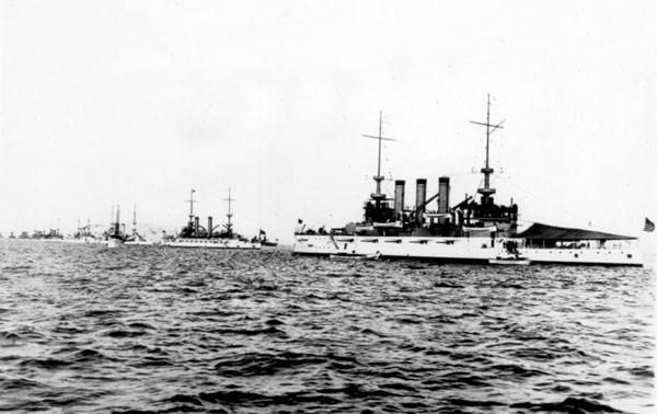 1907年美国大白舰队环球航行，一直不服气的日本冒了冷汗